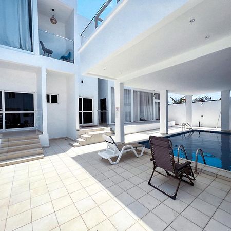 The Vittins Apartment Accra Bagian luar foto