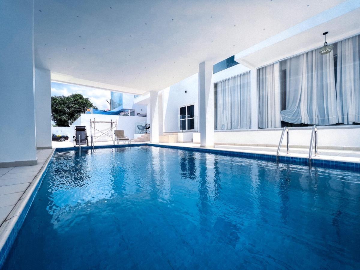 The Vittins Apartment Accra Bagian luar foto