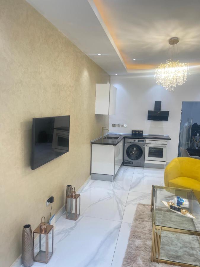 The Vittins Apartment Accra Bagian luar foto