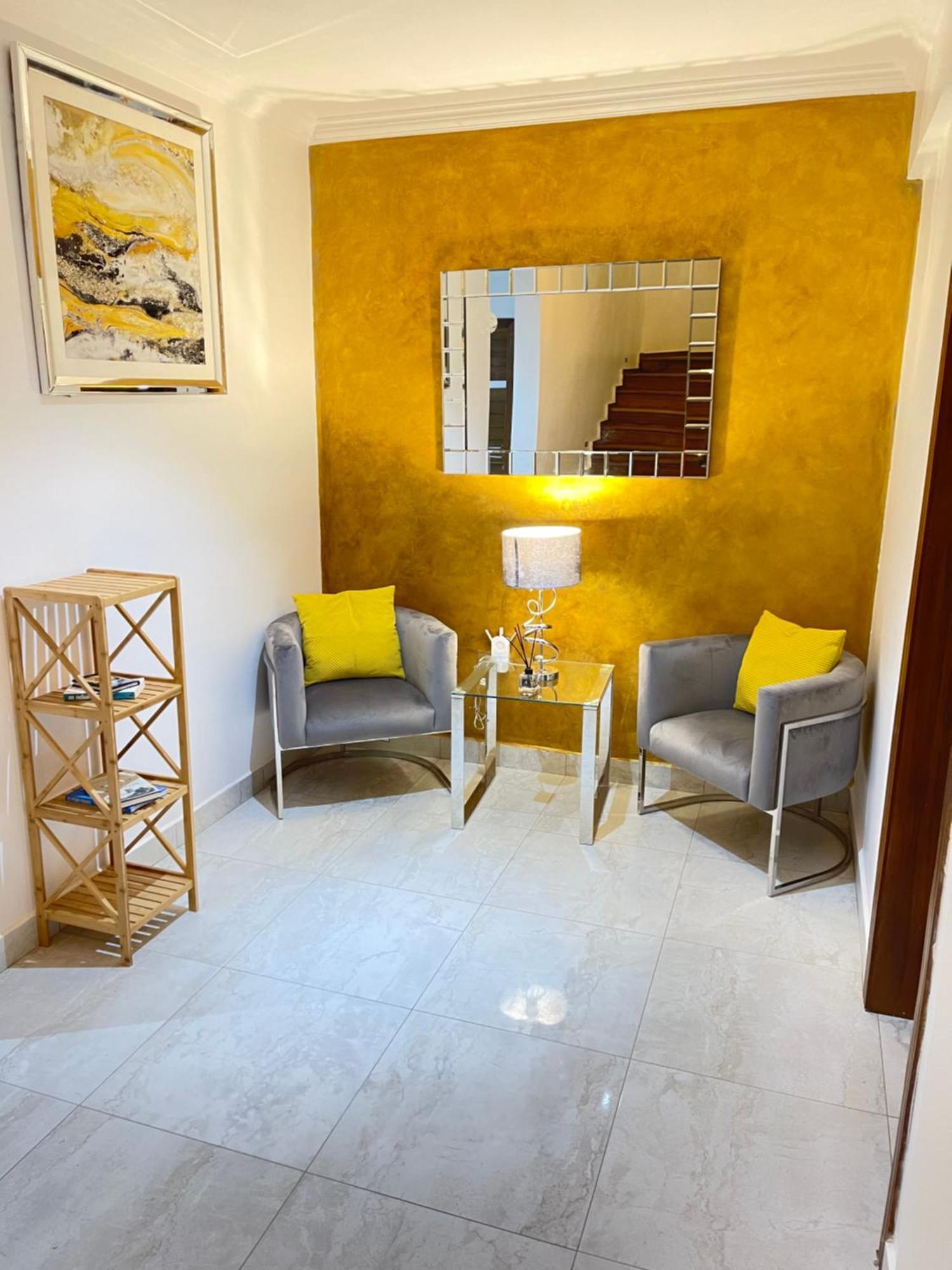 The Vittins Apartment Accra Bagian luar foto