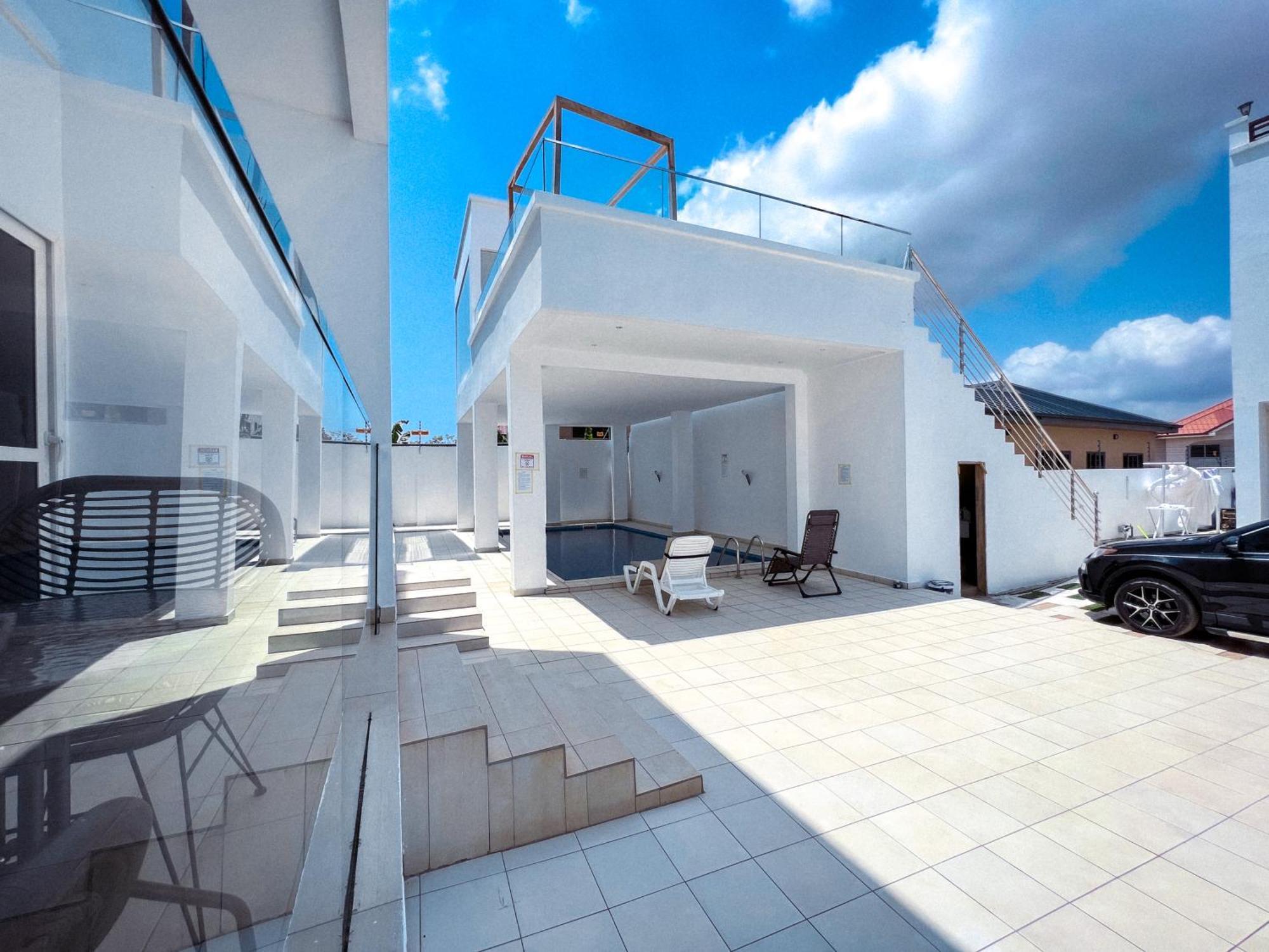 The Vittins Apartment Accra Bagian luar foto